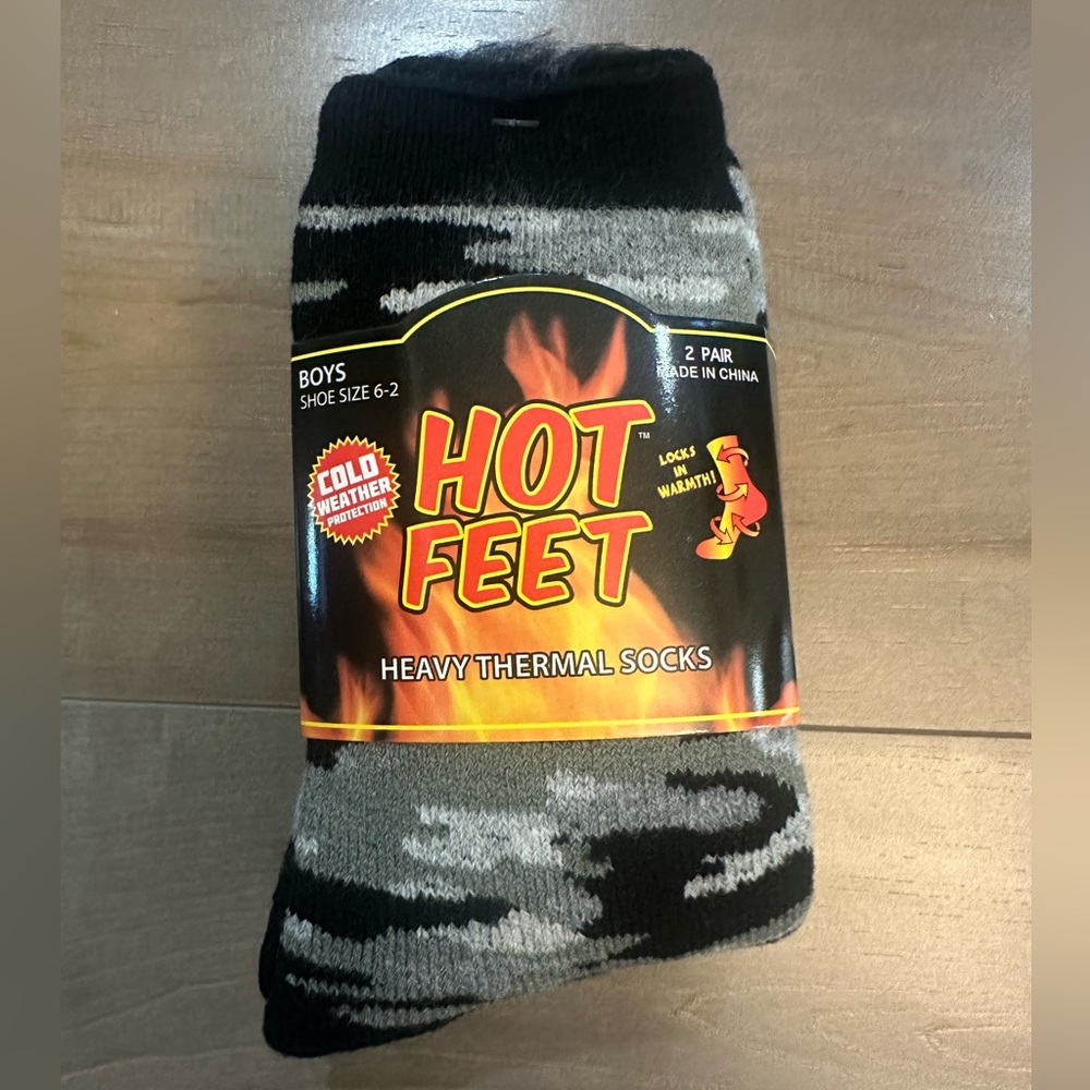 Boys' Heavy Thermal Socks - Black and Gray